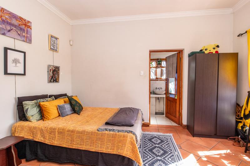 5 Bedroom Property for Sale in Fish Hoek Western Cape